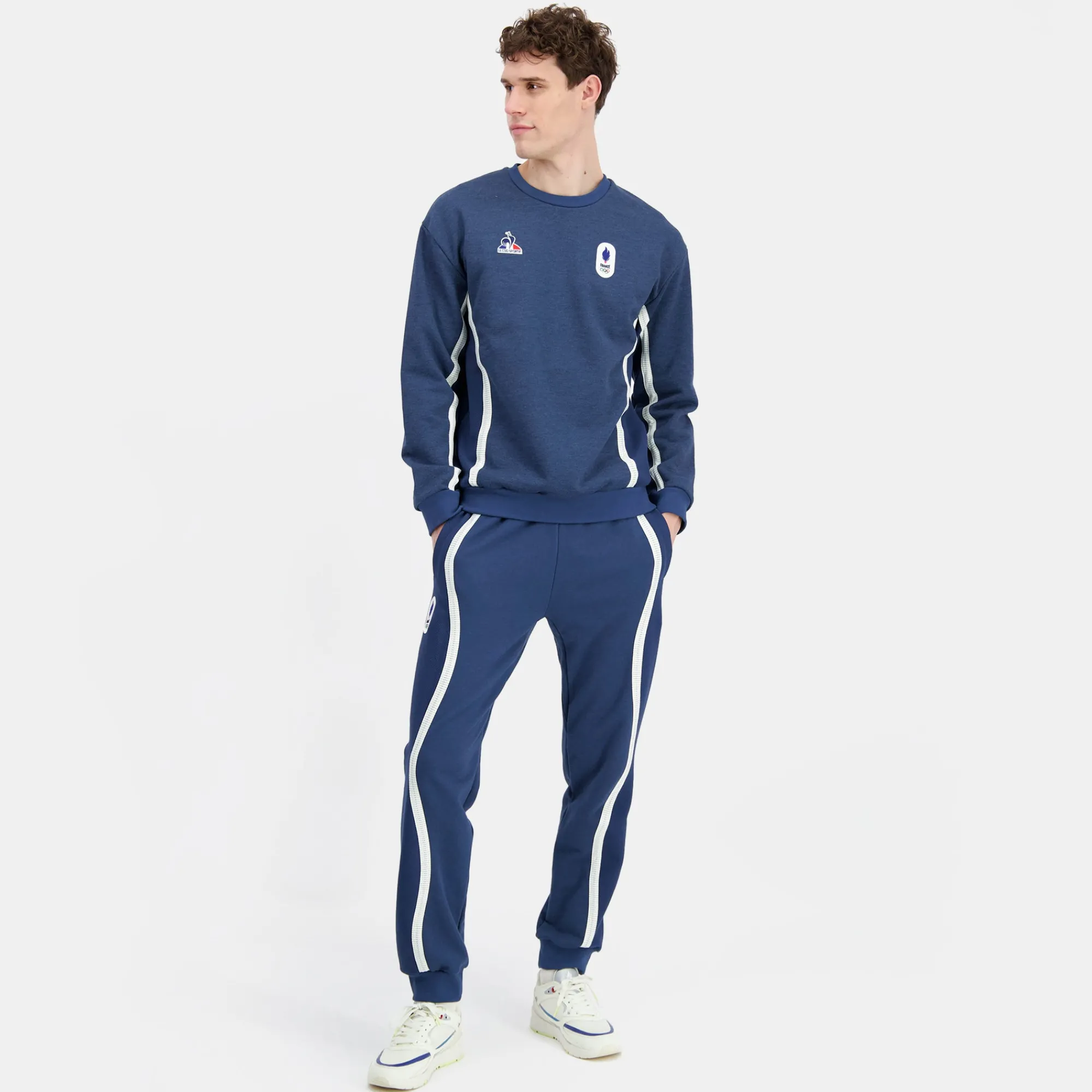 Shop Équipe de France Olympique | Paris 2024 Sweat col rond Unisexe Femme Sweats Et Hoodies | Sweats